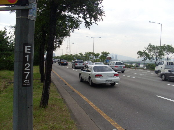 강변북로(구리방향) 성산대교 지난 950M 사진