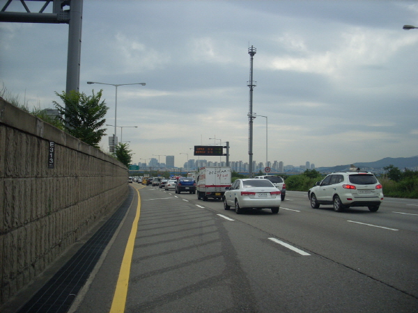 강변북로(구리방향) 한강대교 지난 1,175M 사진