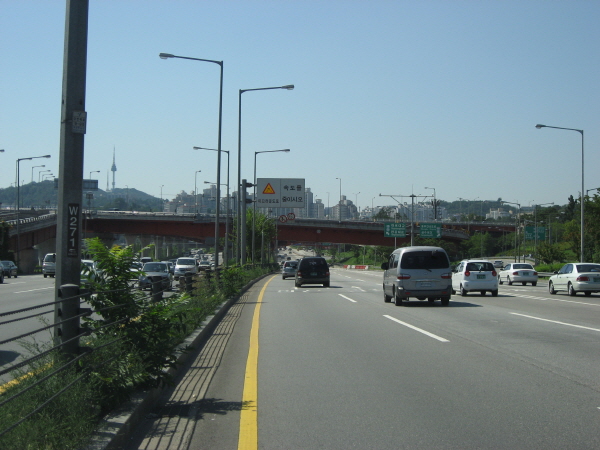 강변북로(난지방향) 영동대교 지난 1,875M 사진