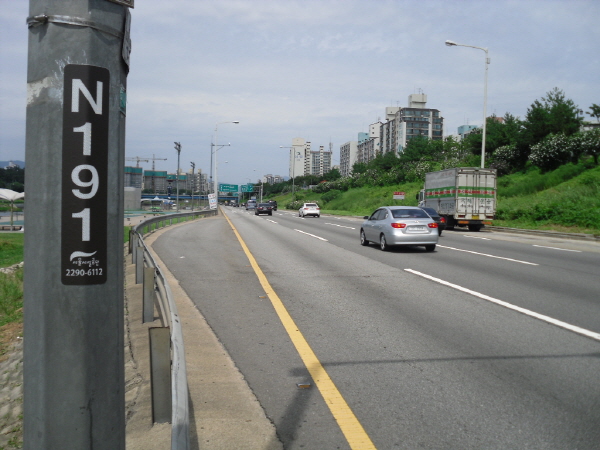 동부간선도로(상계방향) 장안교 지난 400M 사진