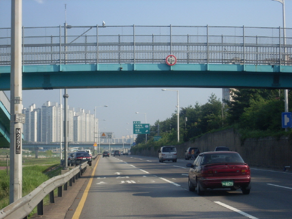 동부간선도로(상계방향) 이화교 지난 415M 사진