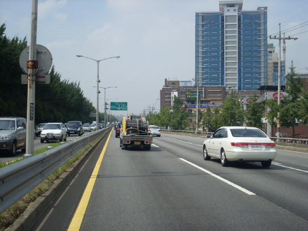 서부간선도로(성산방향) 금천교 지난 600M 사진