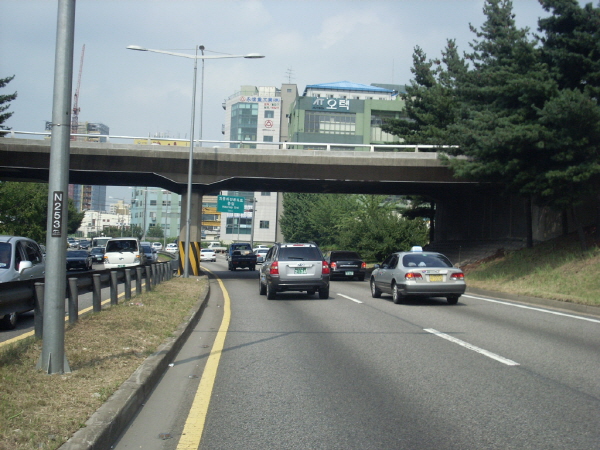 서부간선도로(성산방향) 목동지하차도 지난 260M 사진