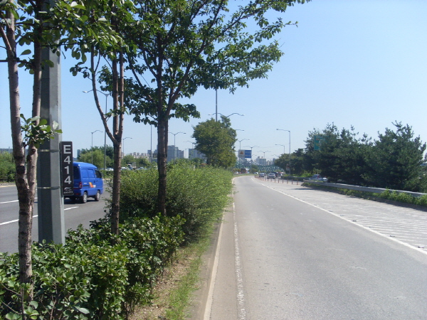 올림픽대로(하일방향) 여의교 지난 1,380M (여의상류ic내 부도로) 사진